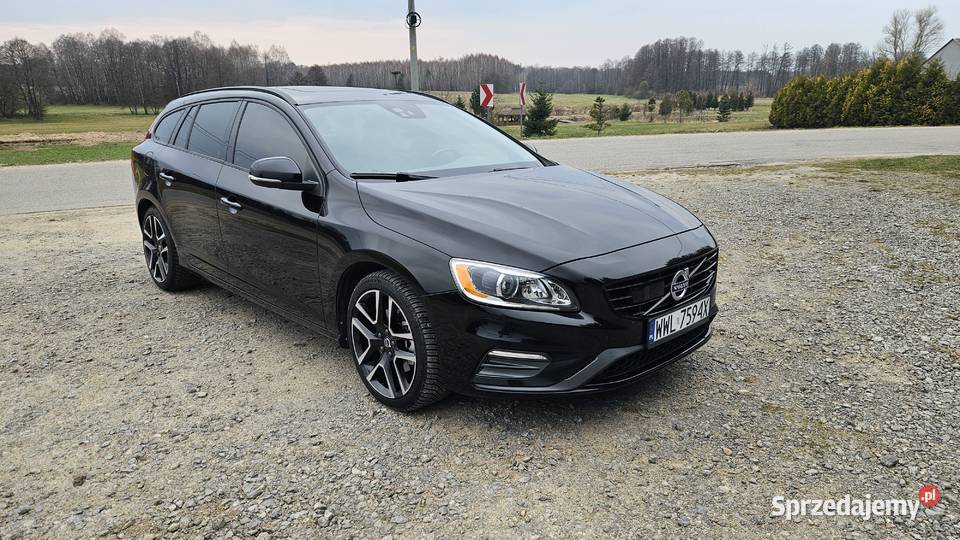 Volvo v60 T5 RDesigne bogata stan Rok produkcji 2018