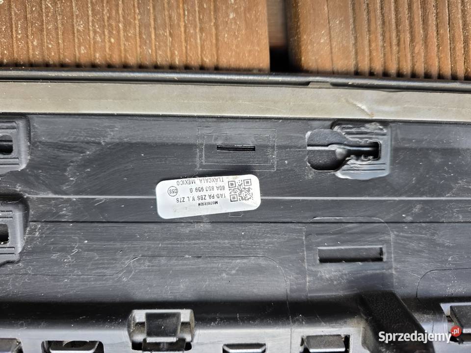 LISTWA DRZWI LEWY PRZÓD AUDI Q5 II 80A Części samochodowe Warszawa