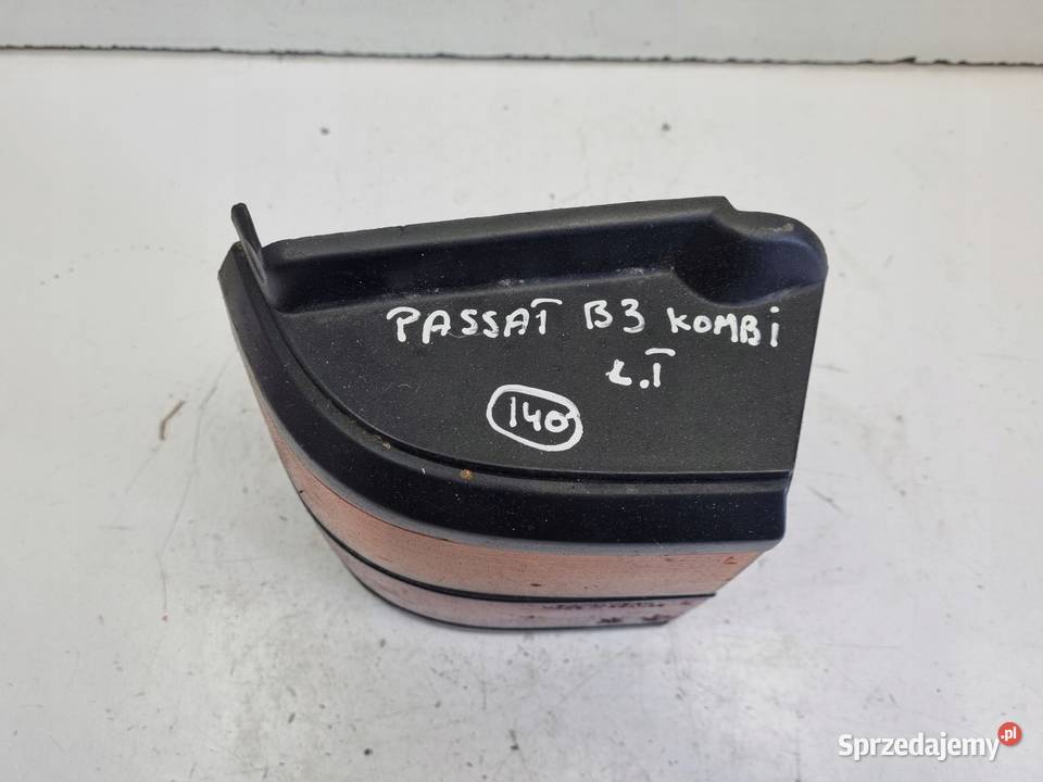 VW Passat B3 kombi TYLNA LEWA LAMPA Lewy tył Rudka