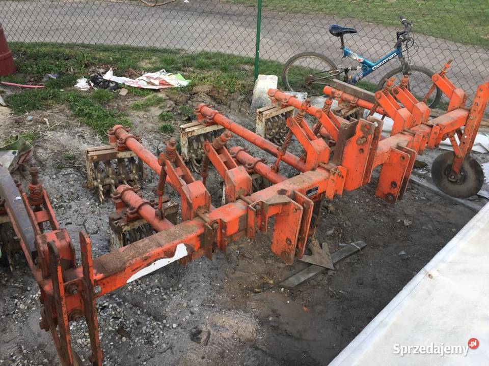 Pielnik do upraw rzędowych kukurydza Howard opolskie Kurznie