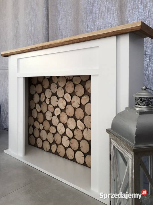 Portal kominkowy z drewna biały drewniana