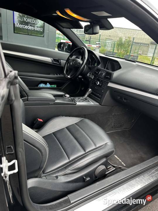 Sprzedam MERCEDESA E klasa Coupe benzyna