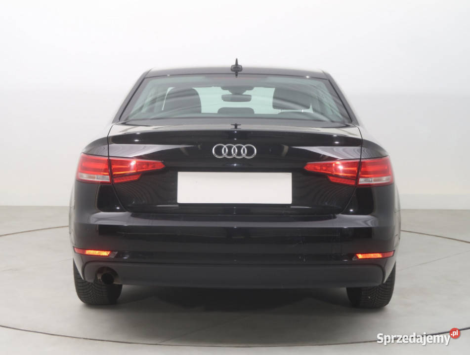 Audi A4 14 TFSI Rok produkcji 2018 Bielany Wrocławskie