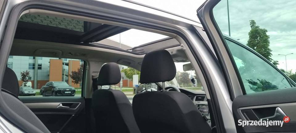 VWGolf 7 12 Automatik DSG Panoramadach srebrny Szczecin