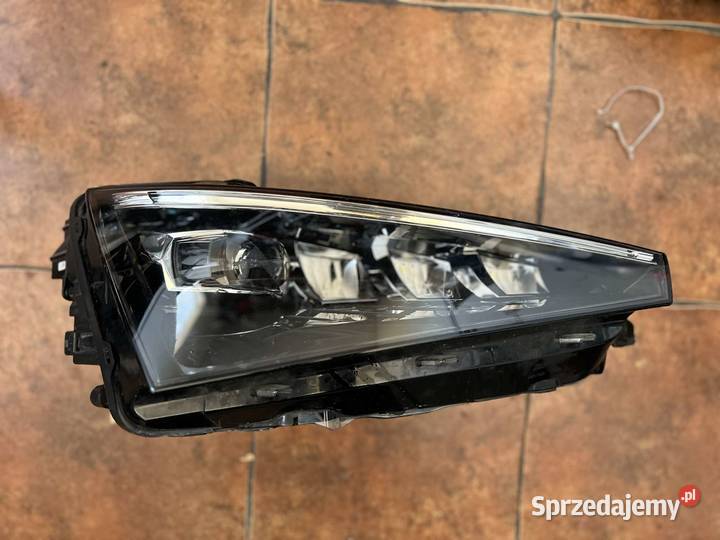 Skoda Scala lampa przednia prawa Full LED osobowe Odolanów
