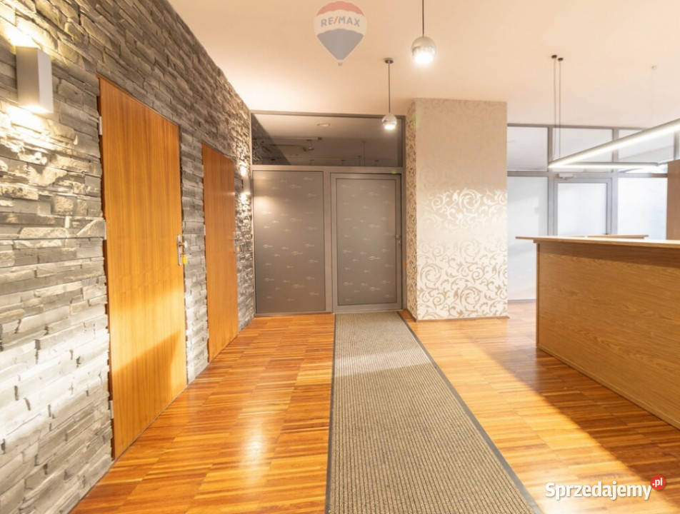 Kompleks mieszkalnobiznesowy piwnica Józefów