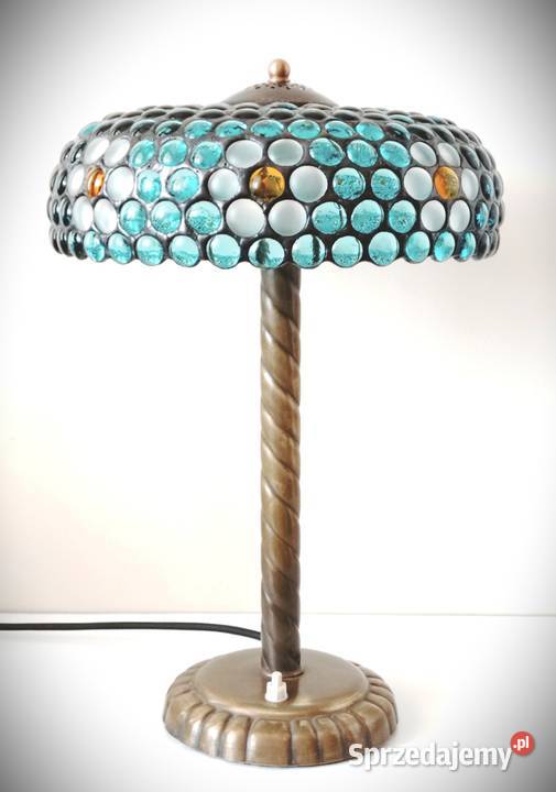 Piękna lampa witrażowa ze szklanych kaboszonów