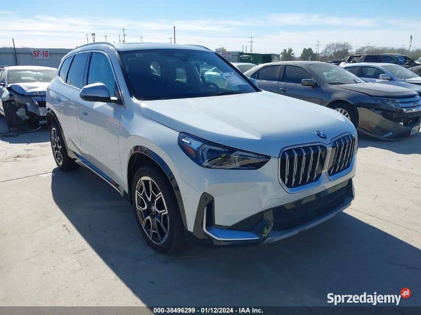 BMW X1 XDRIVE28I AUTOMAT 4X4 2023 USA Tarnowo Podgórne sprzedam