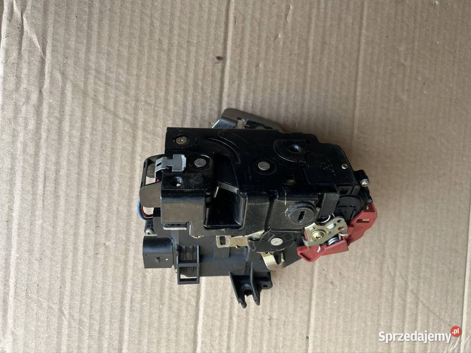 Zamek drzwi lewy tył Audi a4 b6 8e0839015c Części samochodowe Bydgoszcz sprzedam
