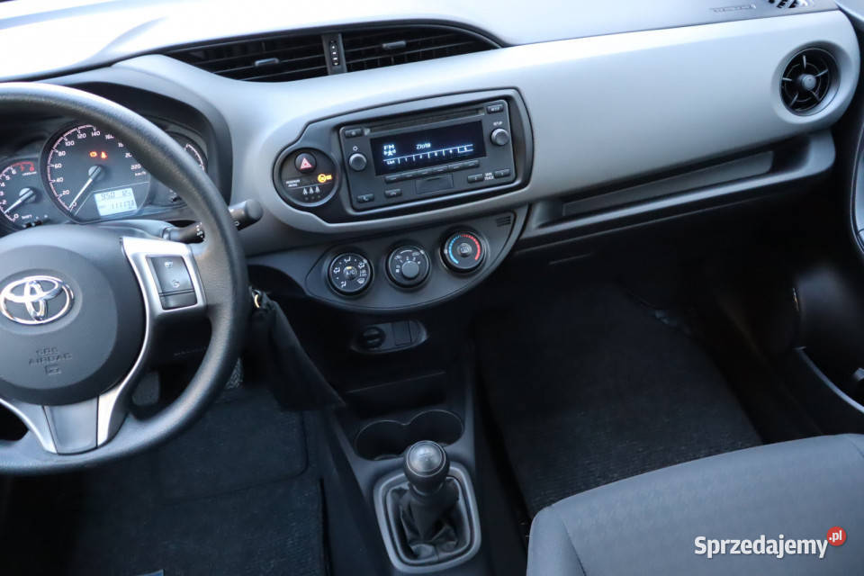 Toyota Yaris 10 VVTi ASR (kontrola trakcji) Yaris Zabrze