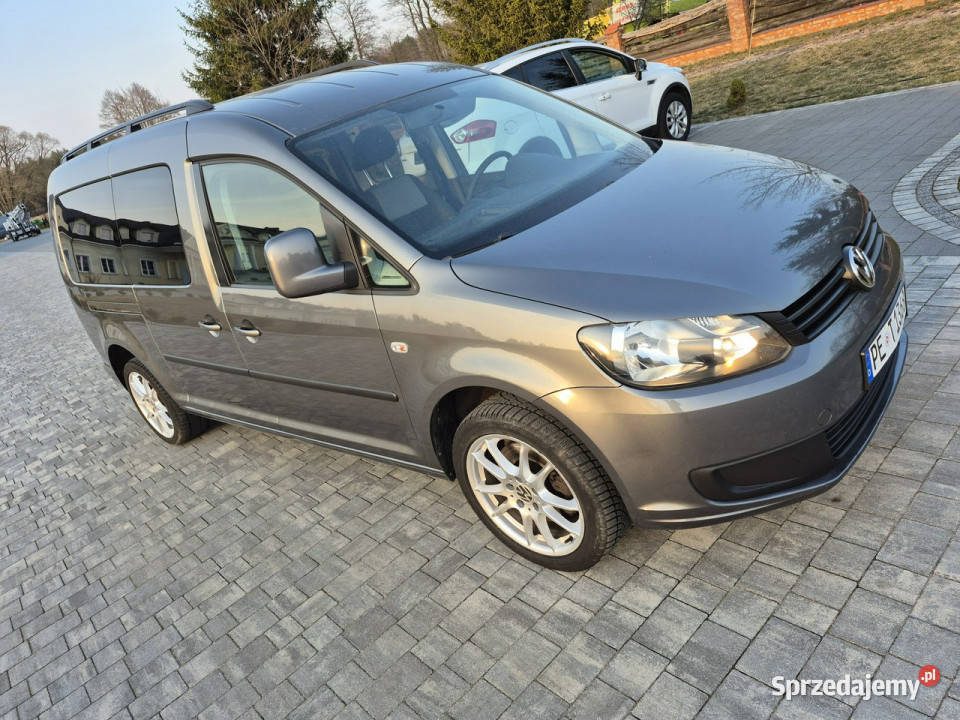 Volkswagen Caddy 16tdi MAXI 7 FOTELI pdc ładny nieuszkodzony