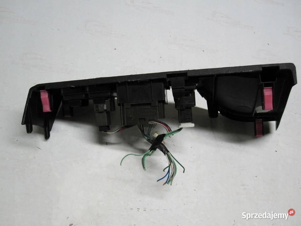 TOYOTA AVENSIS T27 III 10r panel przycisków świętokrzyskie sprzedam