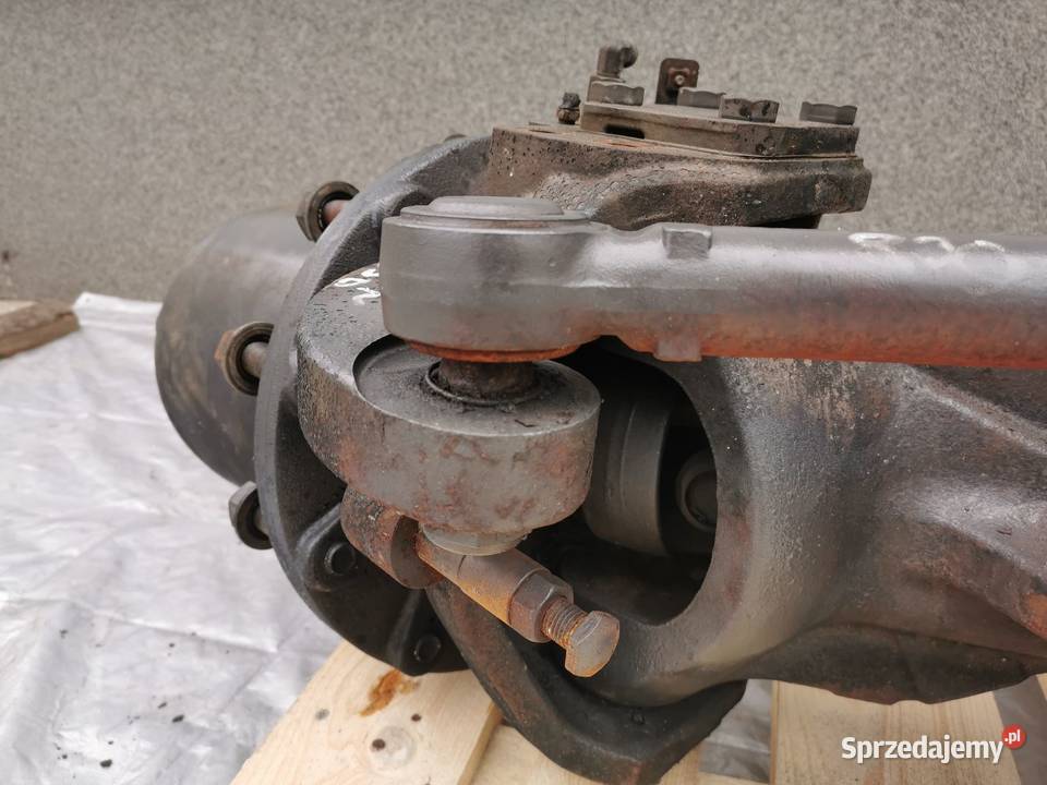 Zwolnica Zwrotnica lewa Claas Axion Carraro 2055 wielkopolskie Wilkowo