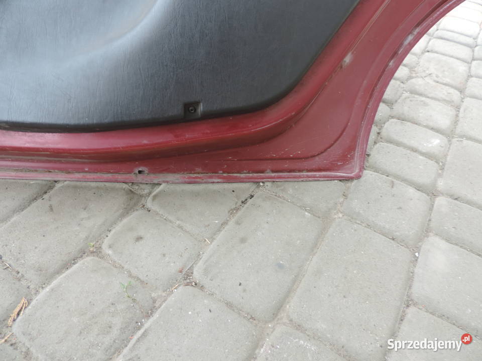 FORD FOCUS MK1 SEDAN DRZWI PRAWY TYŁ KOLOR P8 Nowy Sącz