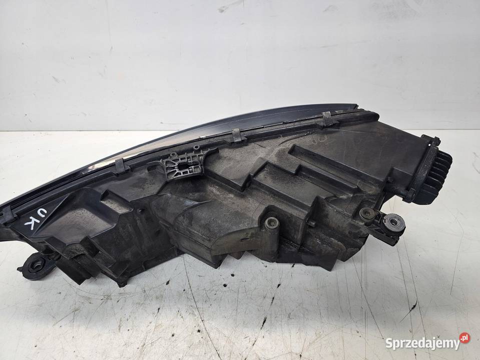 REFLEKTOR PRAWY PRZÓD FULL LED AUDI A4 B9 osobowe Przystajń sprzedam