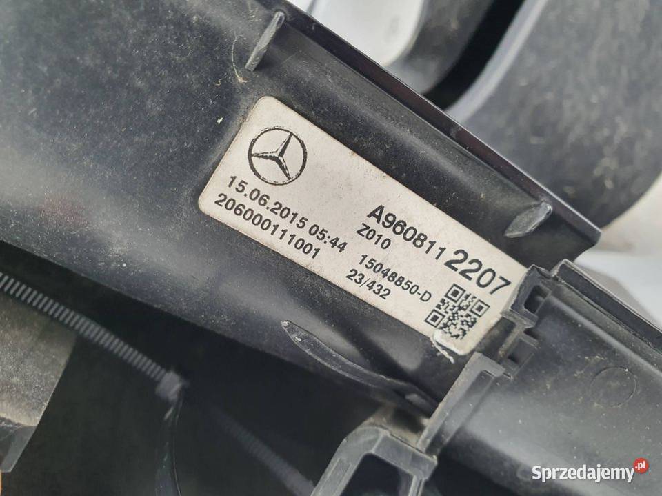 LUSTERKO LEWE MERCEDES ACTROS 1845 A9608112207 osobowe Lipno sprzedam