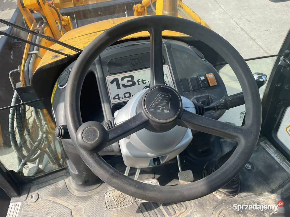 JCB 3 CX 2019 6700 mTH Rok produkcji 2019