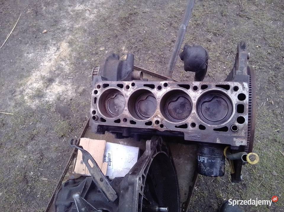 Pozostałości Opel Astra f Łódź