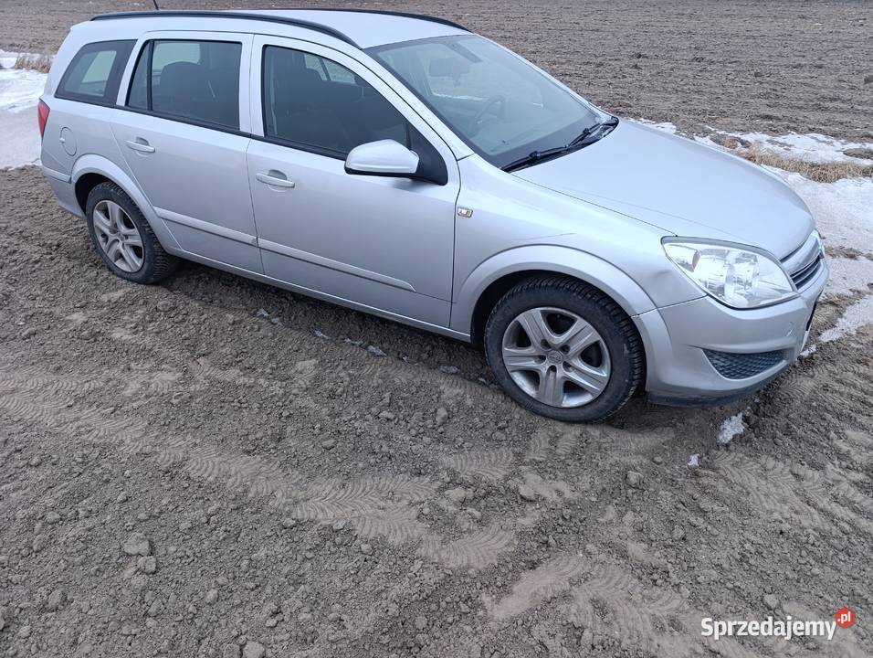 Opel Astra H 17 110 2009r Hak z157 Astra Brdów