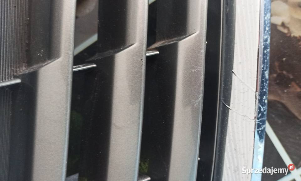 SUBARU FORESTER III 0811 GRILL ATRAPA CHŁODNICY osobowe podkarpackie Przeworsk