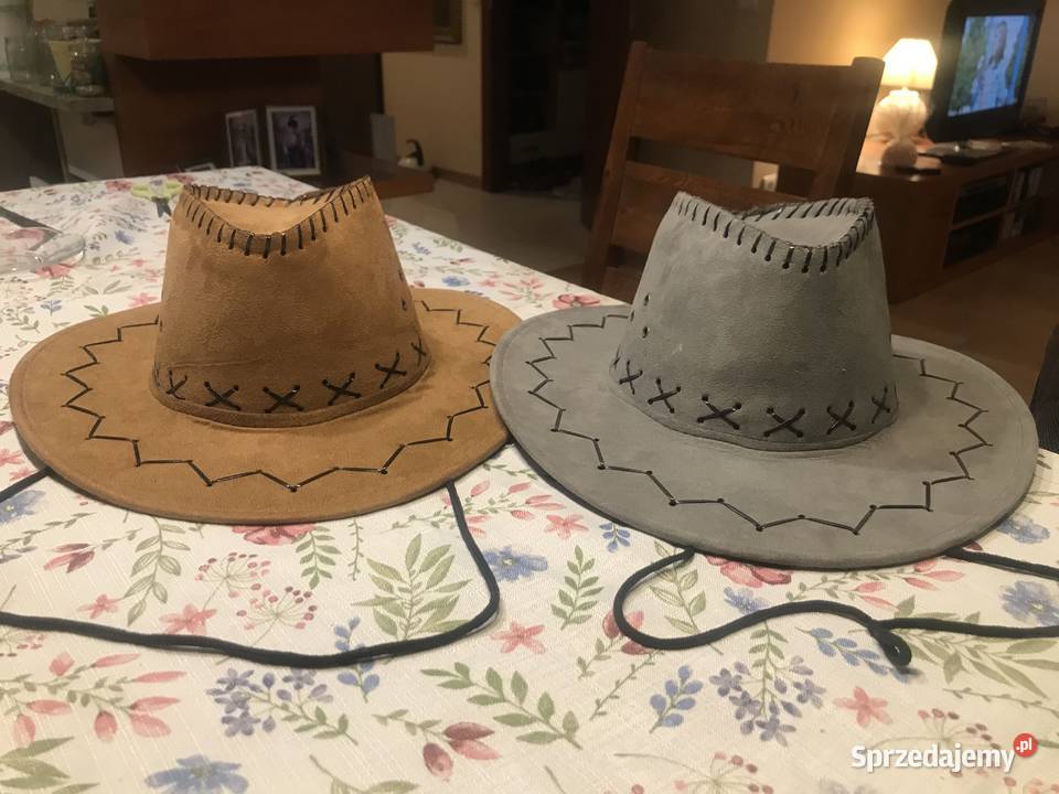 Dwa kapelusze kowbojskie sprzedam