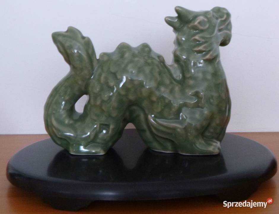 Ceramiczny smok na podstawce Warszawa