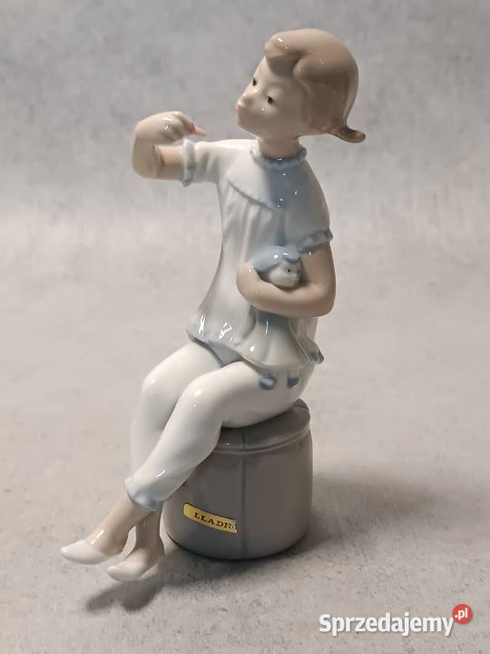 LLADRO 1083G Dziewczynka z lalką Gdańsk