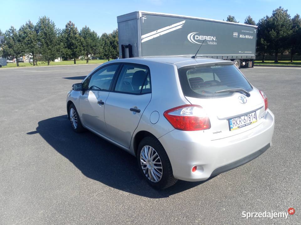 Toyota Auris 16 benzyna Przebieg 137 nieuszkodzony Krosno