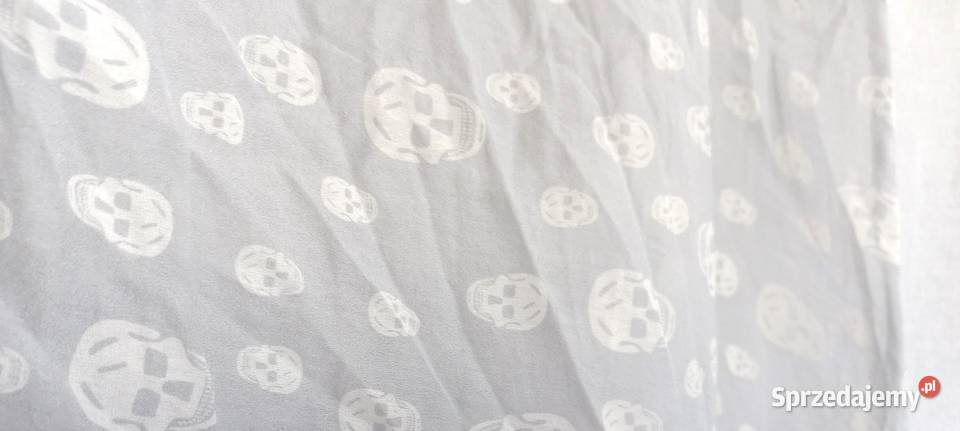 Szal CZASZKI Chusta 180x85 całoroczne Unisex sprzedam