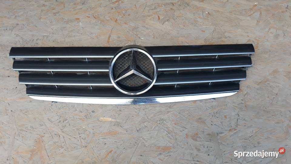 MERCEDES CKLASA 203 GRILL ATRAPA ZDERZAKA PRZÓD Karoseria Zatom Stary