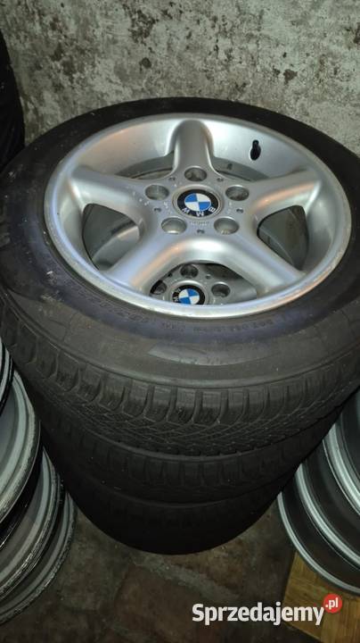 Komplet opon zimowych na Original Alu do BMW 3 205 Ciasna sprzedam