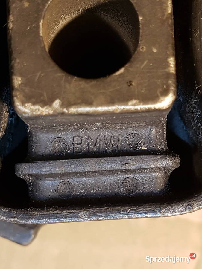 tuleja gumowa tylna miękka prawa BMW E21 Gdańsk