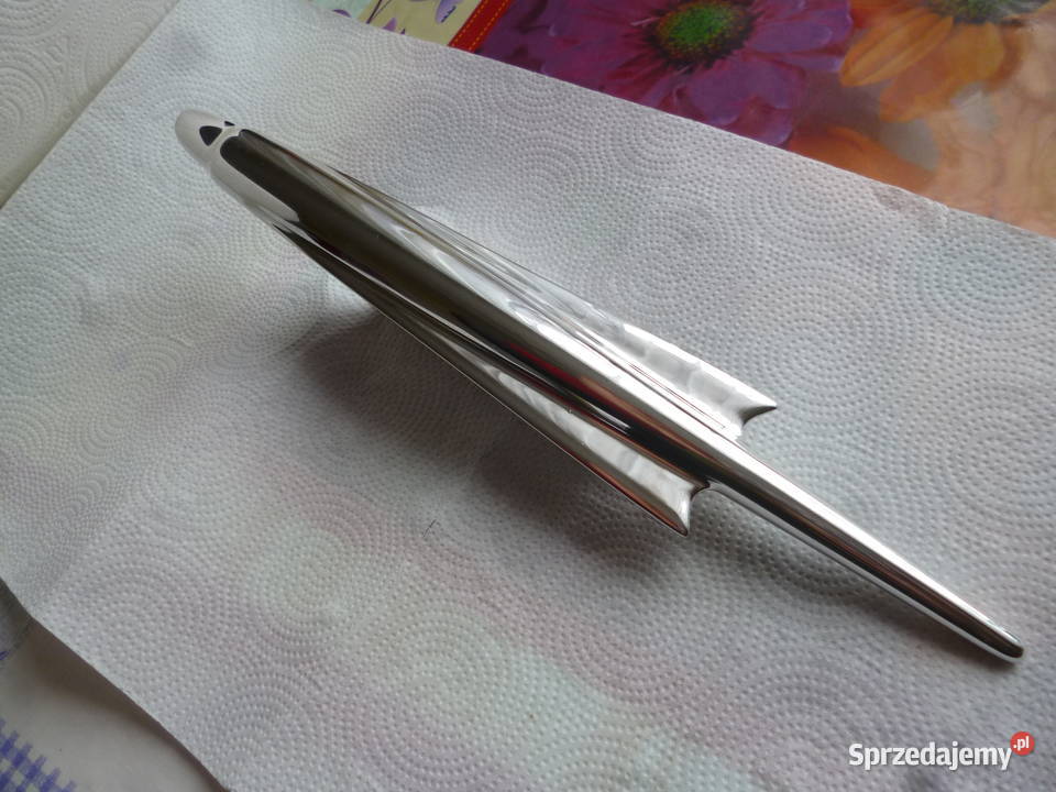 Warszawa m20 223 224 rakieta na maskę przednią osobowe Rybienko Nowe