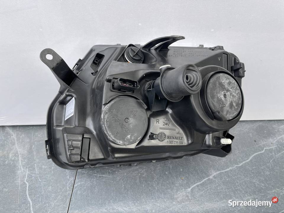DACIA DUSTER PRAWA LAMPA PRZÓD CZARNA Ostroróg