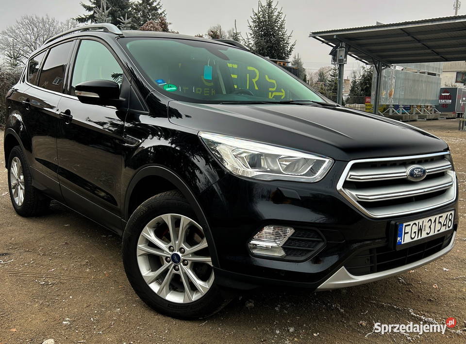 Ford Kuga 15 EcoBoost 4x2 Titanium bez wady z Kostrzyn nad Odrą