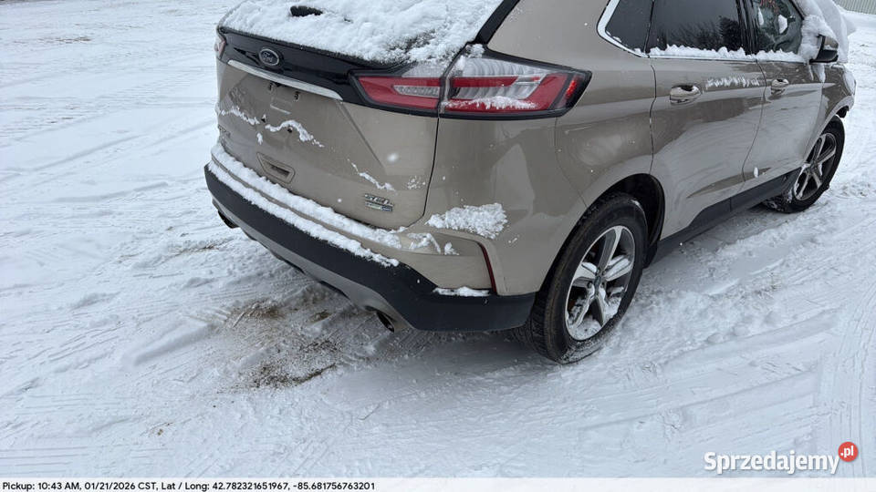 Ford Edge 2020 20 AWD uszkodzony w drodze do Żórawina
