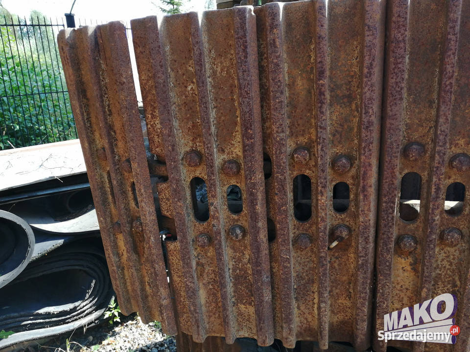 Gąsienice do koparki 3045t klepka 700mm Ostrowiec Świętokrzyski