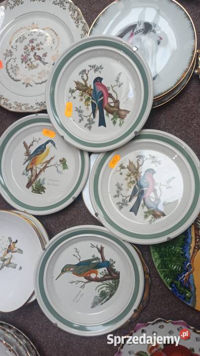 Talerz z różami Ażury reliefy do powieszenia Porcelana i szkło pomorskie Gdańsk