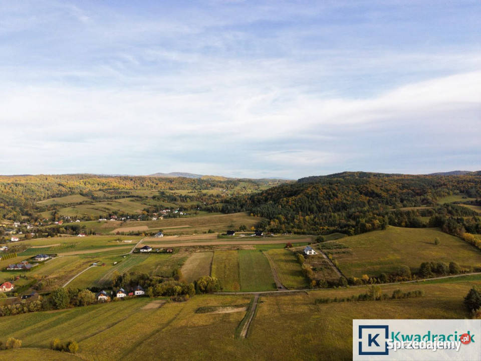 sprzedaży działki Średnia Wieś 1580m2