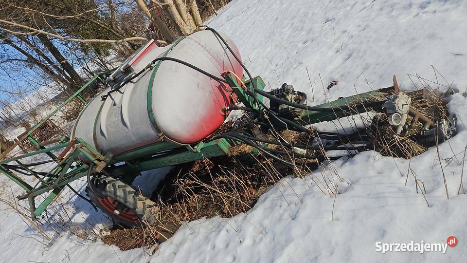 Sprzedam opryskiwacz moskit 1600L pomorskie