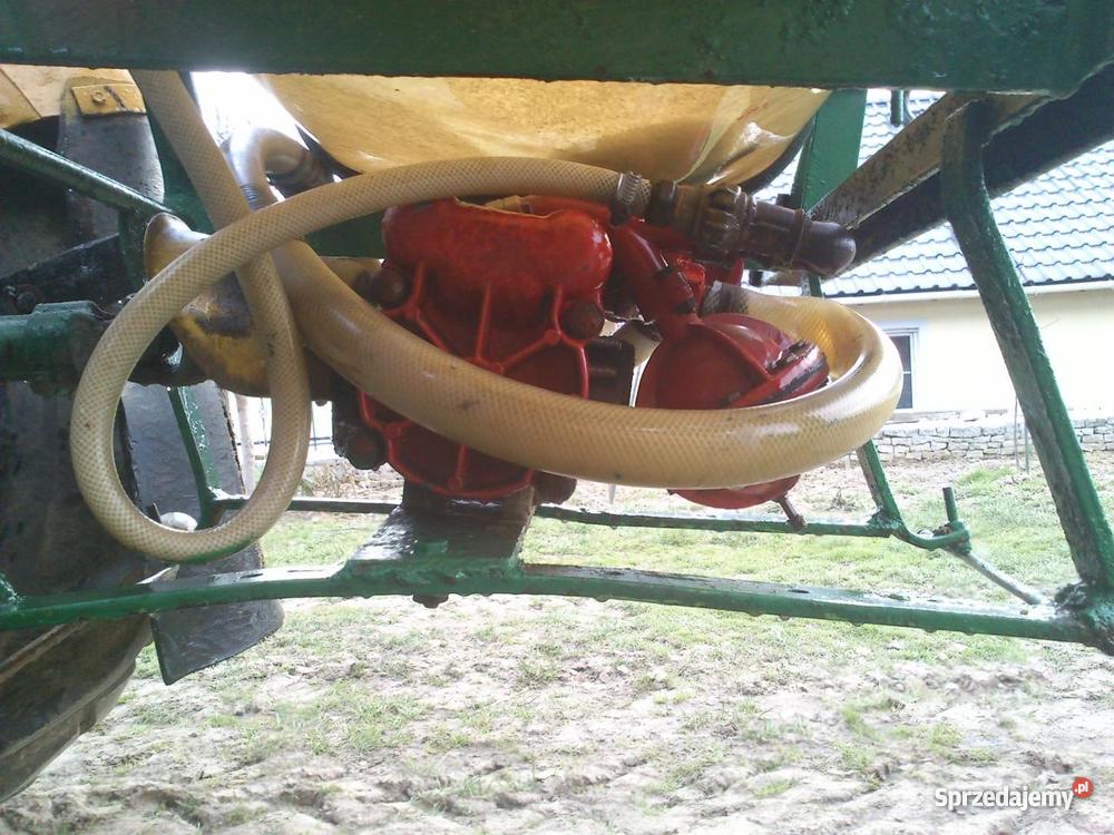 opryskiwacz Holder Mrowiny
