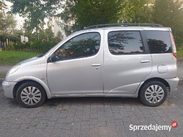 TOYOTA YARIS VERSO 13benzyna Warszawa