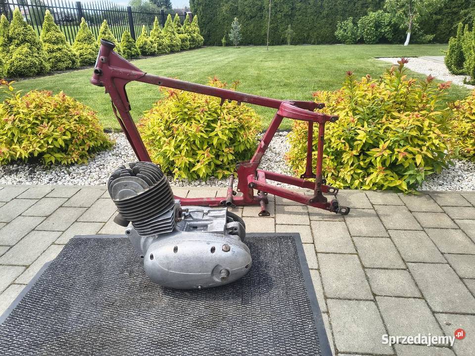 Rama silnik Jawa 175 model 356 z 1960 Pozostałe Rzeszów sprzedam