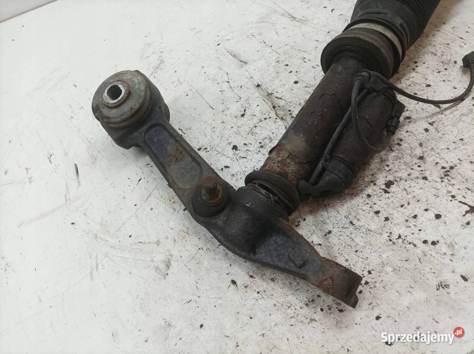 AMORTYZATOR LEWY PRZÓD C086053 MercedesBenz Części samochodowe