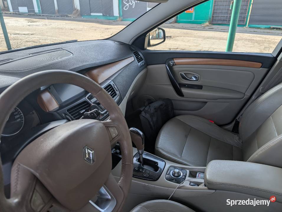 Renault Laguna III 20 dCi Automat Initiale światła przeciwmgielne łódzkie Łódź