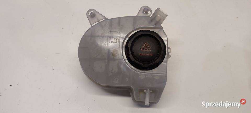 VW TIGUAN II ZBIORNICZEK WYRÓWNAWCZY 5WA121407F osobowe