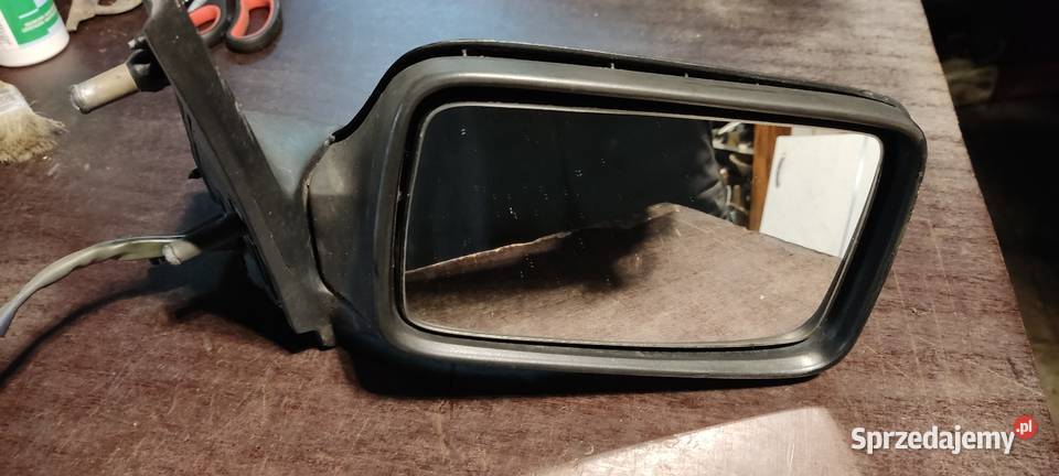 Golf 3 lusterko zewnętrzne prawe elektryczne Stalowa Wola