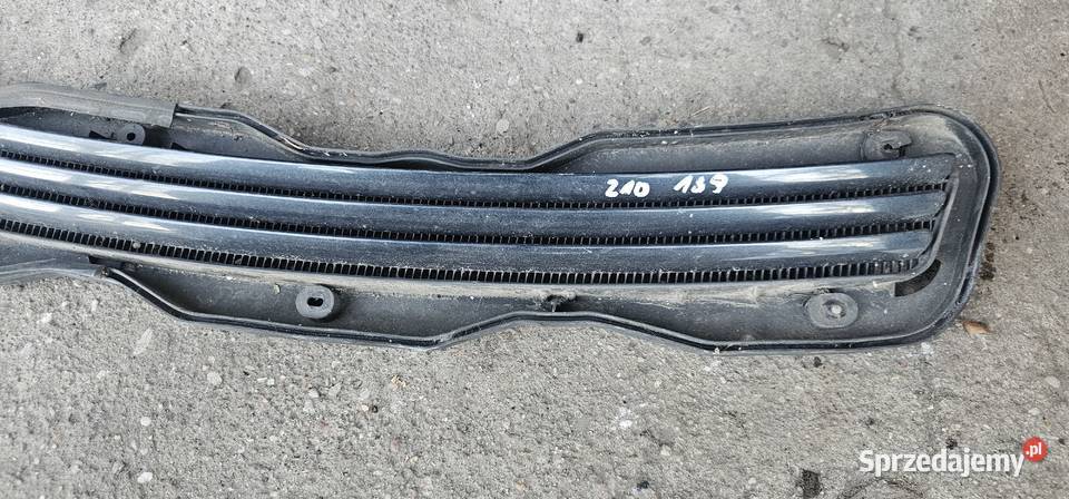 Kratka wlot maski mercedes w210 2108800705 Zbąszyń