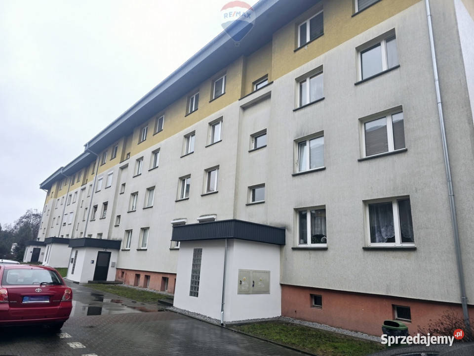 Na sprzedaż lokal użytkowy 36m2 Tulce z klatki schodowej