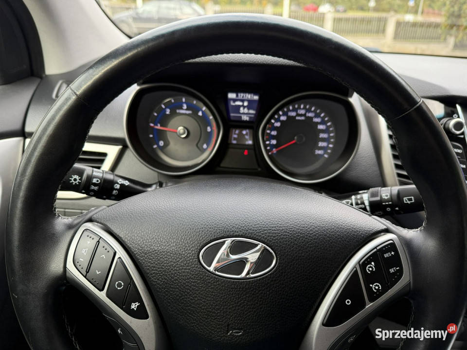 Hyundai i30 16 CRDI 110 ładny świeżo i30 Bolesławiec
